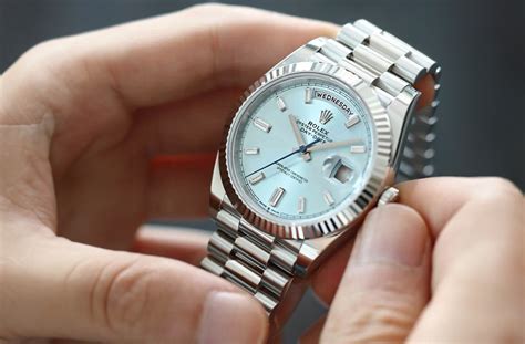 how to wind womens date just rolex|winding a Rolex watch instructions.